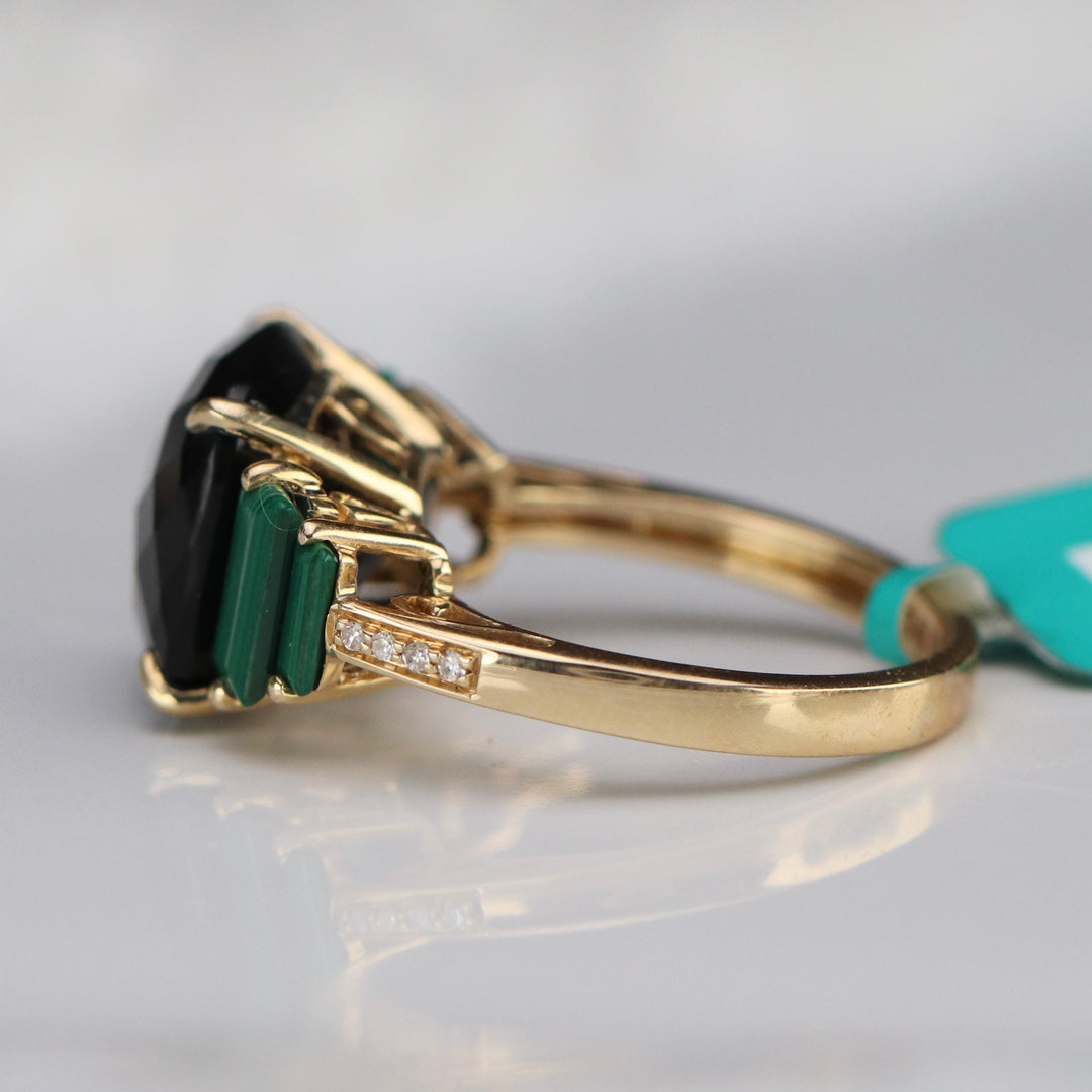 Onyx and malachite ring in 14k yellow gold by Effy