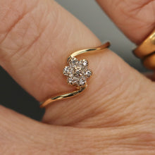 Load image into Gallery viewer, Vintage diamond ring in yellow gold from Manor Jewels