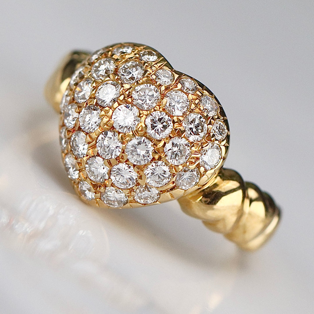 SPECIAL: Heart shaped diamond cluster ring in 18k yellow gold