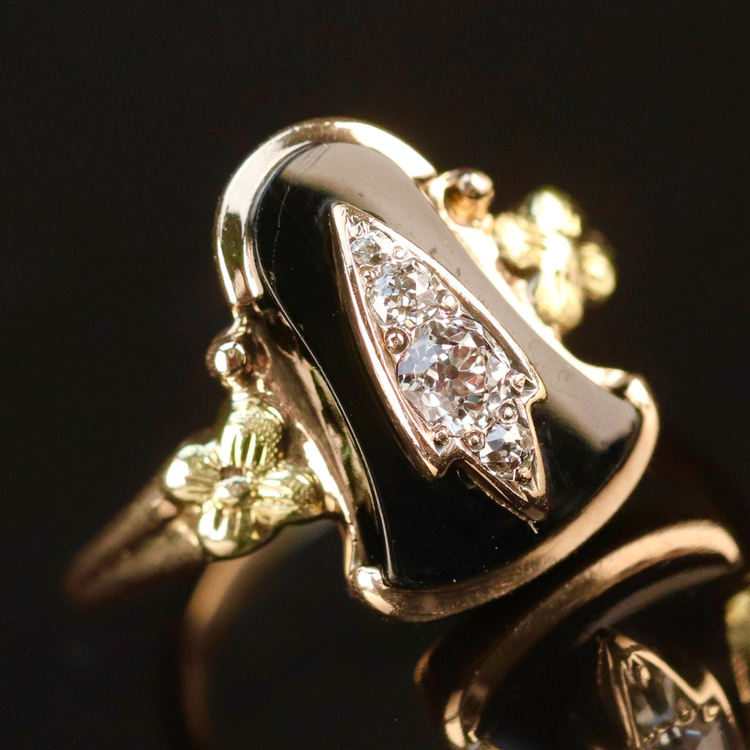 Incredible vintage OMC diamond onyx ring in yellow and green gold