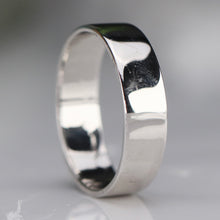 Load image into Gallery viewer, Sterling silver plain polished band