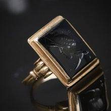 Load image into Gallery viewer, Vintage onyx intaglio ring in yellow gold