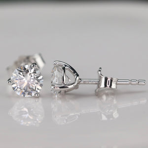 Lab grown 1ctw F/VS Diamond studs in 14k white gold