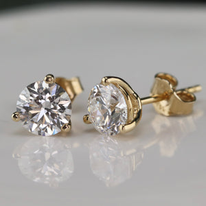 Lab grown 1.80ctw F/VS Diamond studs in 14k yellow gold