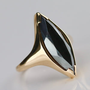 Vintage hematite navette ring in yellow gold