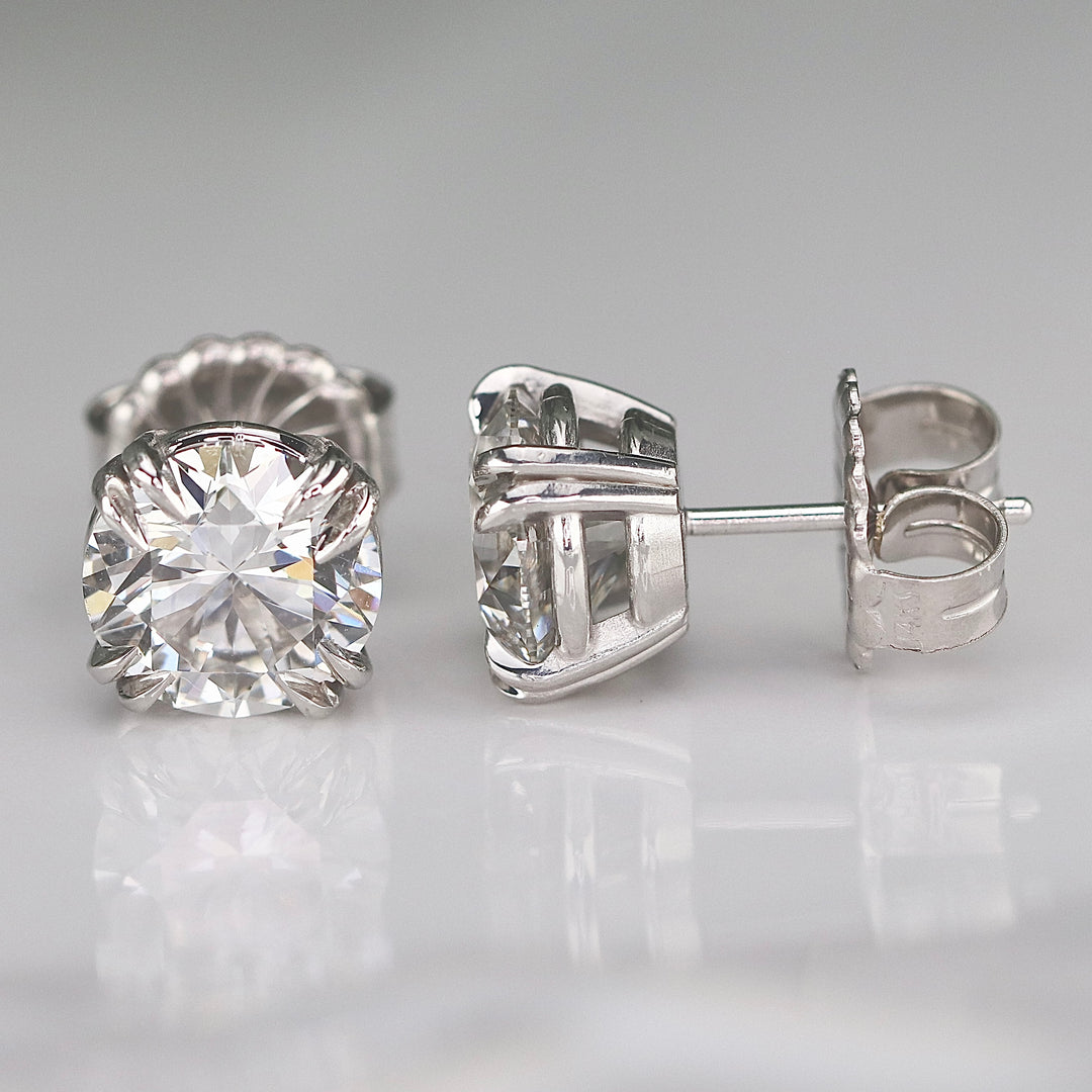 MANOR ROYAL: Lab grown 3.82ctw certed F/VS1 Ideal Diamond studs in 14k white gold