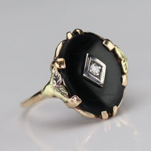 Load image into Gallery viewer, Vintage oval onyx and diamond ring in yellow gold