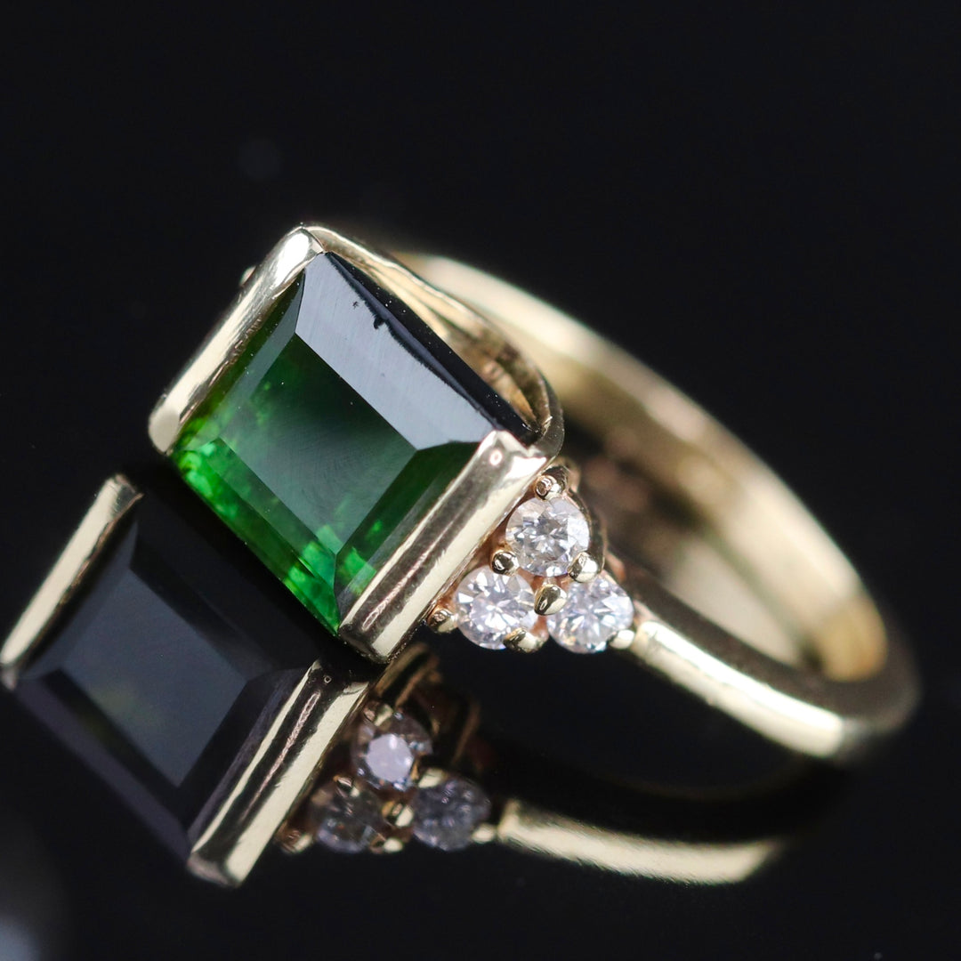 Funky Estate green tourmaline and diamond ring in 14k yellow gold