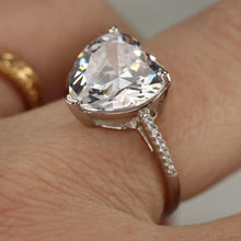 Load image into Gallery viewer, Sterling silver large heart CZ ring