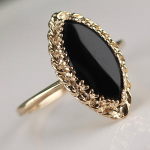 Vintage onyx navette ring in yellow gold