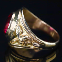 Load image into Gallery viewer, Vintage synthetic ruby ring in yellow gold from Manor Jewels