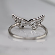 Load image into Gallery viewer, Sterling silver CZ double wings ring MISSING STONE