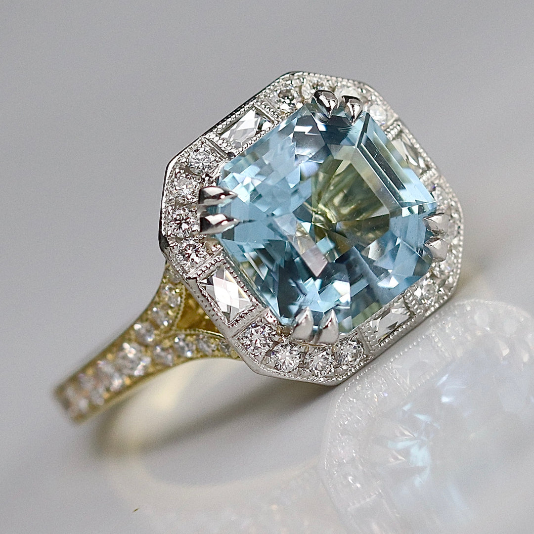 18k/platinum Aquamarine and diamond ring by David Klass