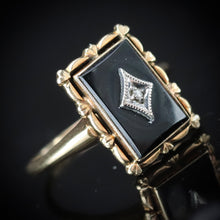 Load image into Gallery viewer, Vintage onyx and diamond ring in yellow gold