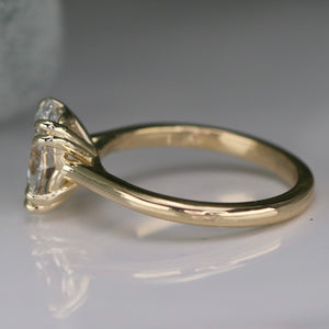 MANOR ROYAL:  The Ophelia - 1.93ct lab grown oval diamond ring in 14k yellow gold D/VVS2