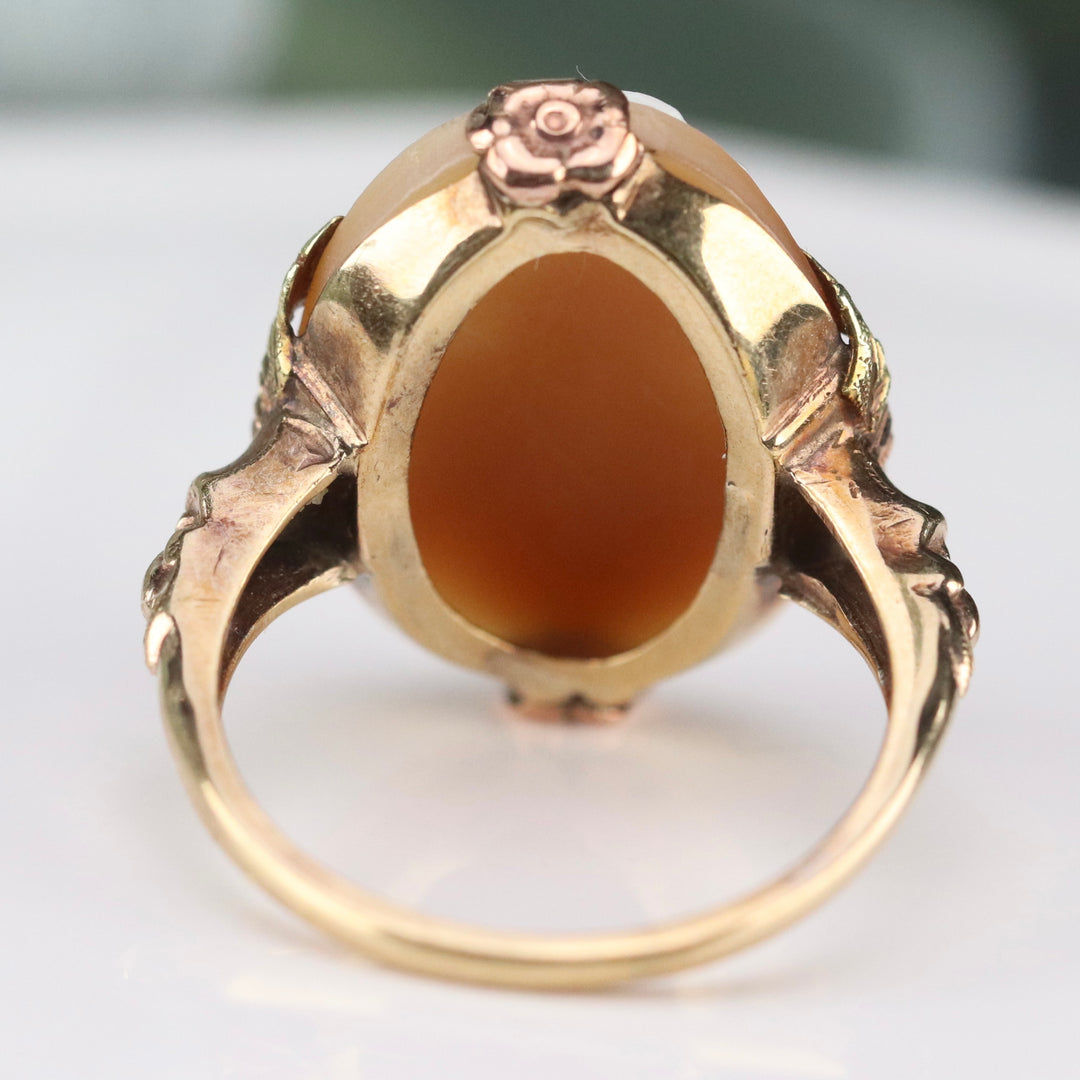 SALE!  Vintage yellow gold cameo ring