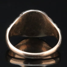 Load image into Gallery viewer, Vintage signet ring in rose gold from Manor Jewels