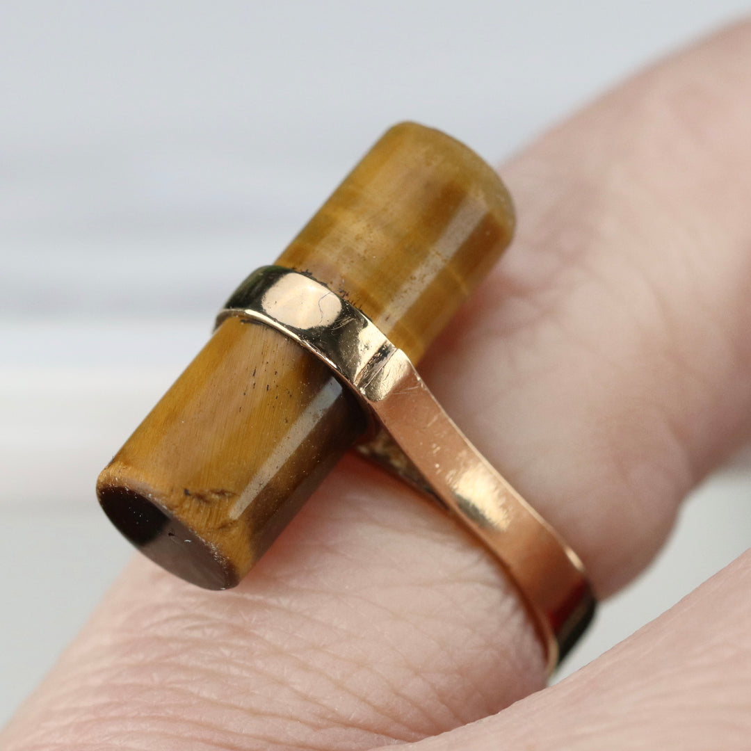 SPECIAL: Vintage tigers eye ring in yellow gold