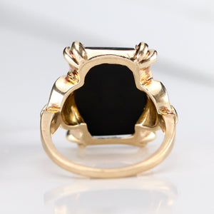 Vintage onyx tablet ring in yellow gold