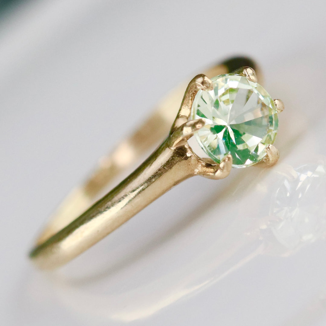 Vintage green spinel solitaire ring in yellow gold