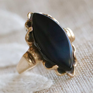 Vintage onyx navette ring in yellow gold