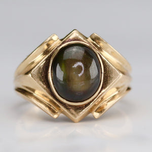 Heavy Vintage star sapphire ring in yellow gold