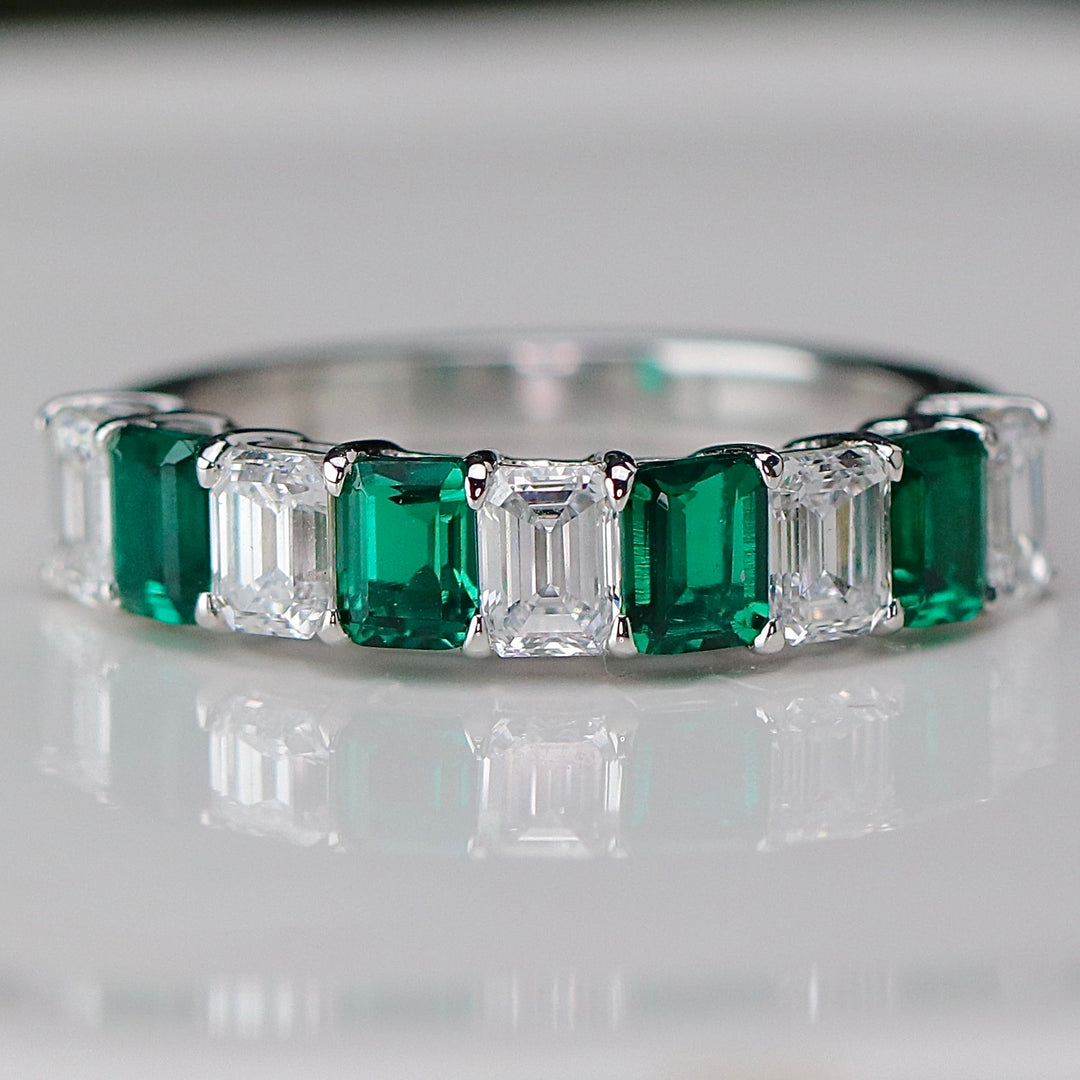 SPECIAL!! MANOR ROYAL: The Eugenie - Lab grown emerald and diamond ring in 14k white gold