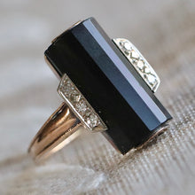 Load image into Gallery viewer, Barrel cut elegant onyx and diamond vintage ring in yellow gold from Manor Jewels