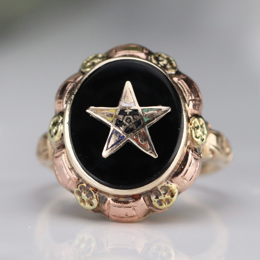 Vintage yellow gold eastern star onyx ring