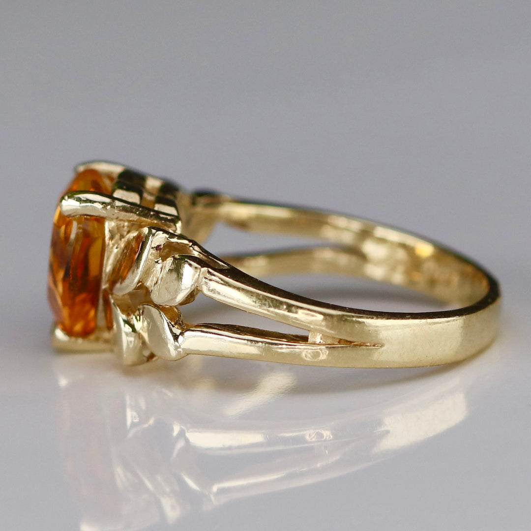 Citrine heart ring in 14k yellow gold