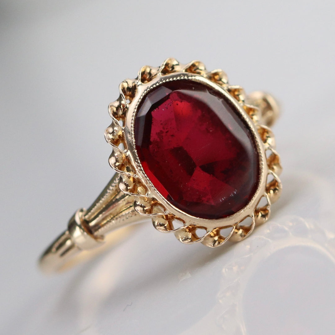 Vintage red paste ring in yellow gold