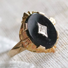 Load image into Gallery viewer, Oval onyx and diamond vintage ring in yellow gold from Manor Jewels