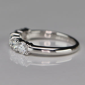 Lab grown 1ctw 5 stone diamond band ring in 14k white gold