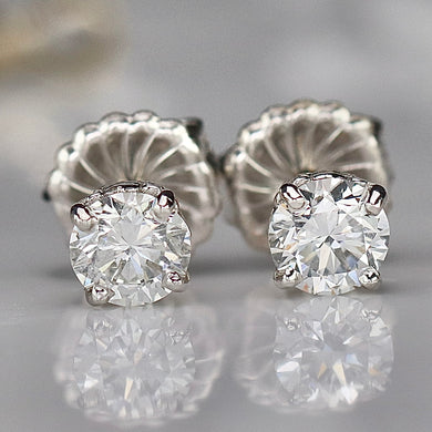 MANOR ROYAL: Lab grown 1.38ctw F/VS Diamond studs in 14k white gold