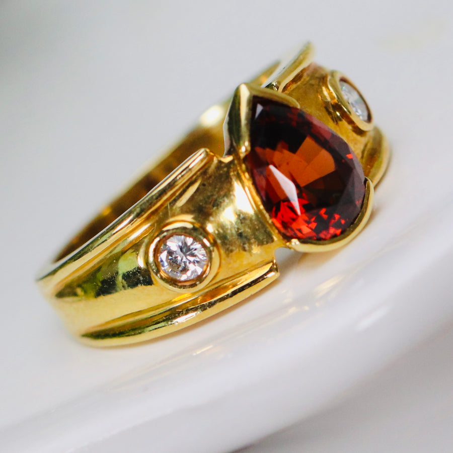 Find the perfect vintage garnet ring for any occasion on our website. Our antique and contemporary garnet rings have been hand selected for quality and desirability.