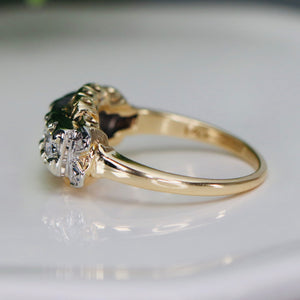 Vintage ring with diamonds in 14k yellow gold