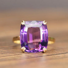 Load image into Gallery viewer, Large Amethyst cushion ring in 14k yellow gold