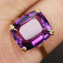 Load image into Gallery viewer, Large Amethyst cushion ring in 14k yellow gold