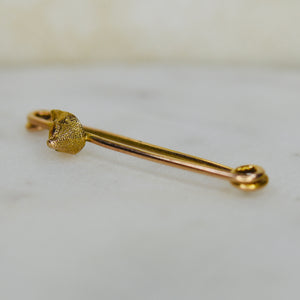 SALE!!  Vintage fox head pin in yellow gold